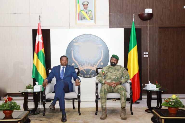 Mali : Le Colonel Assimi GOÏTA,fait libérer les 46 soldats ivoiriens sous la médiation togolaise.