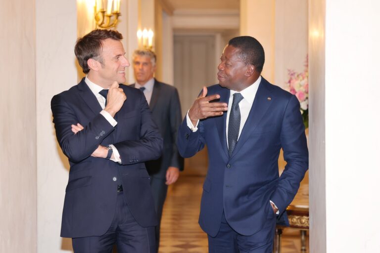 Faure à Paris : Paix et sécurité évoquées avec Emmanuel Macron.