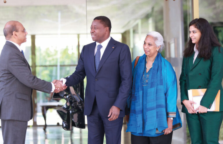 Energie solaire : Le Président Faure Gnassingbé et Dr Ajah Mathur de l’ASI ont discuté à Lomé ce jeudi