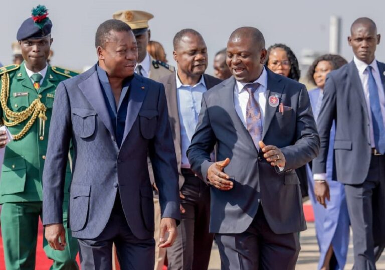 Faure Gnassingbé à Abuja pour la 64ème session ordinaire de la conférence des chefs d’État  de la CEDEAO