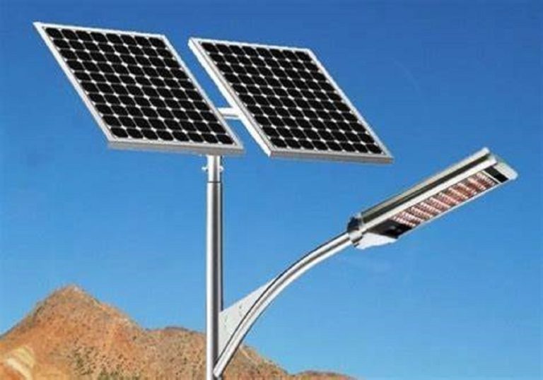 Au Togo, 30 000 lampadaires solaires en service transforment les zones rurales