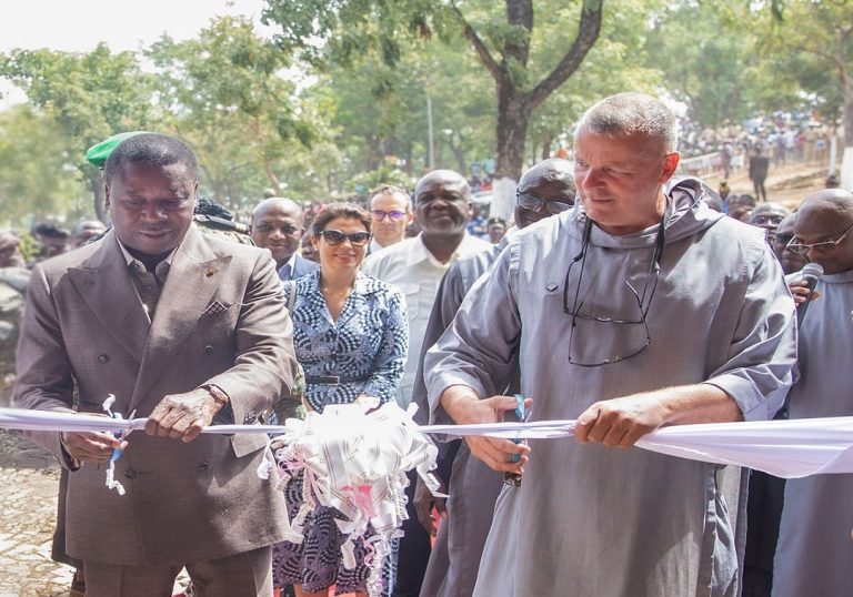 Togo : Faure Gnassingbé inaugure le Centre de ressourcement à Kara