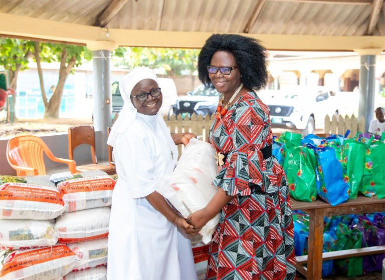 Noël 2024 : Des enfants heureux grâce à Faure Gnassingbé