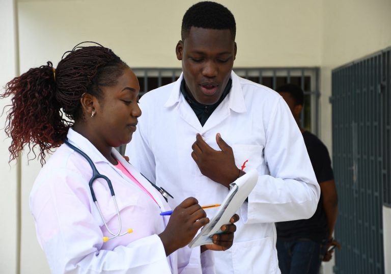 Togo : Vers une disponibilité constante des agents de santé