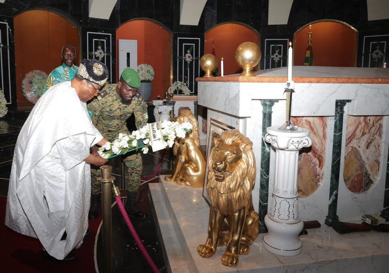 Togo : Des hommages présidentiels à feu Gnassingbé Eyadéma