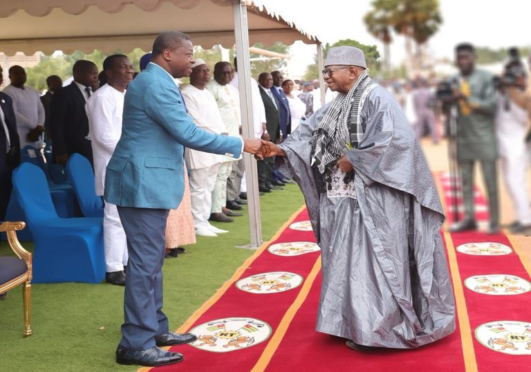 L’Aïd El-Fitr 2025 : Faure à la prière musulmane de Lomé