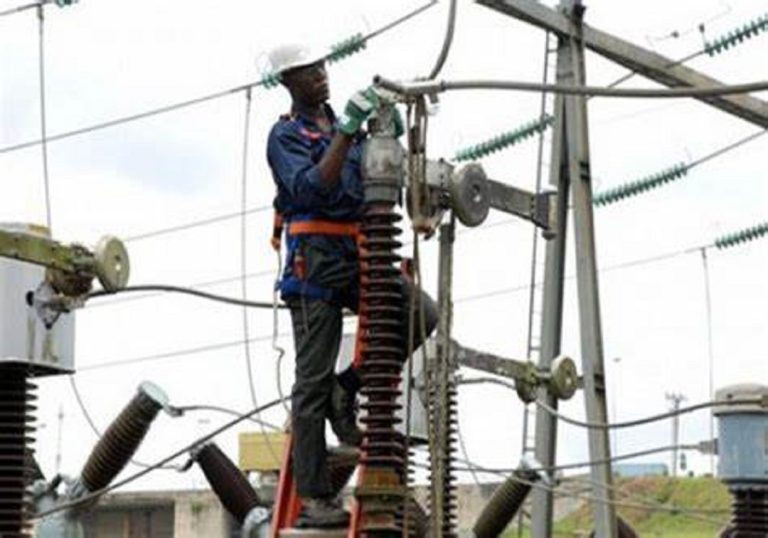 Au Togo, les ministres vont désormais payer leur facture d’eau et d’électricité