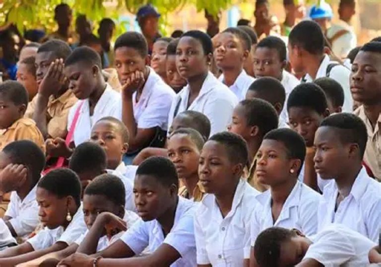 Togo : l’éducation, un secteur que l’État garde résolument à l’œil