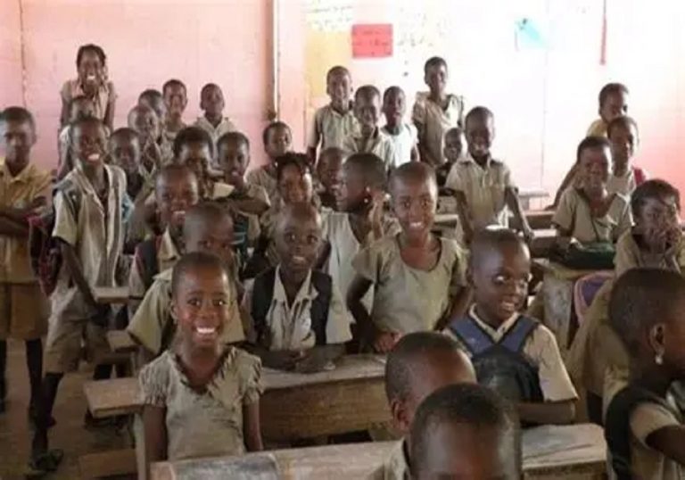 Togo : le taux brut de scolarisation au primaire est de 116,70 % en 2024