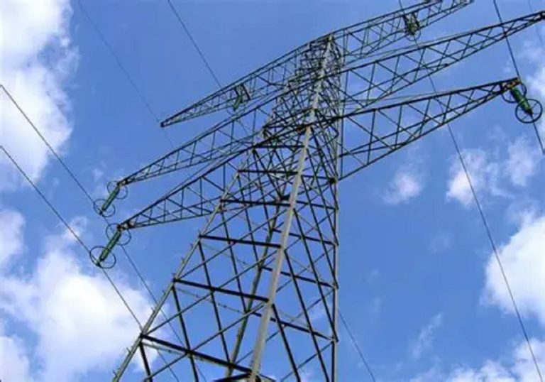 Essor énergétique : le Togo fait des lignes haute tension son allié